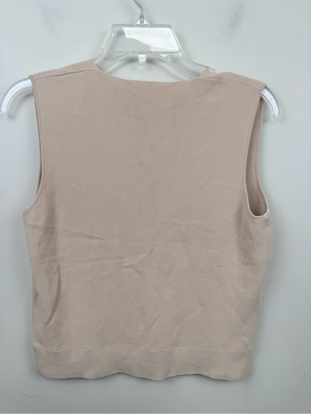 Judith & Charles neutral V neck sleeveless knit top large - Picture 7 of 8